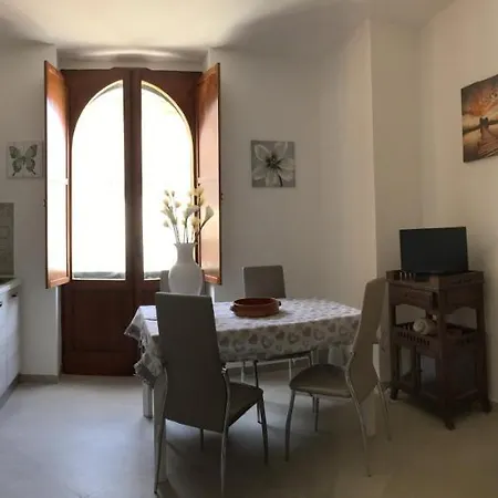 La Gina&la Palmira Appartamento *