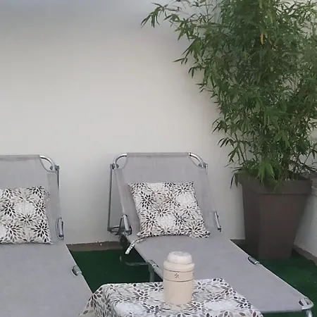 La Gina & La Palmira * Otrante